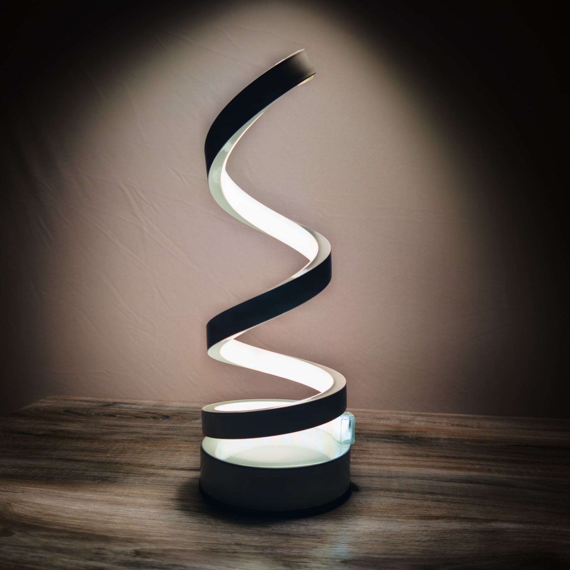 TwistBeam LED Lamp