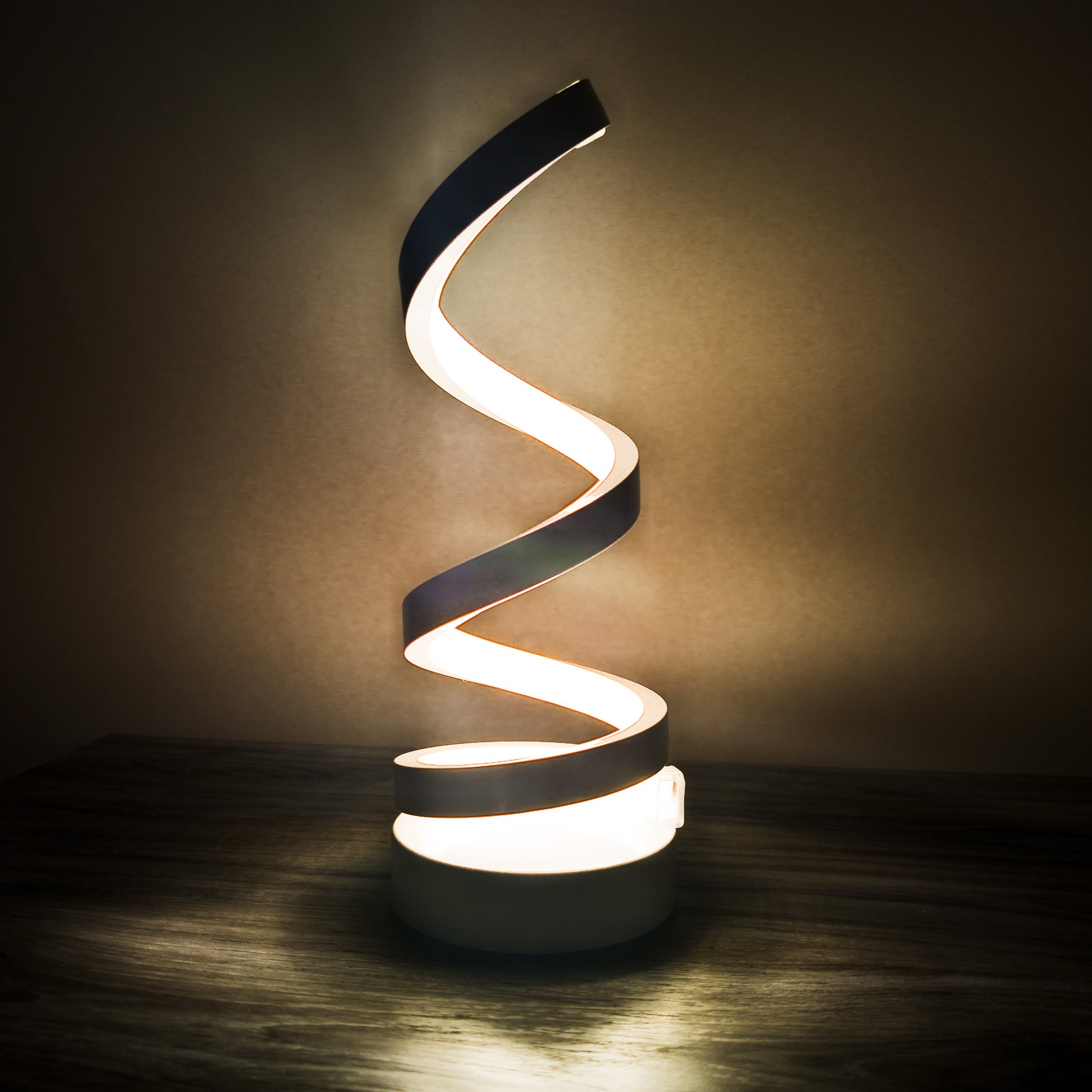 TwistBeam LED Lamp